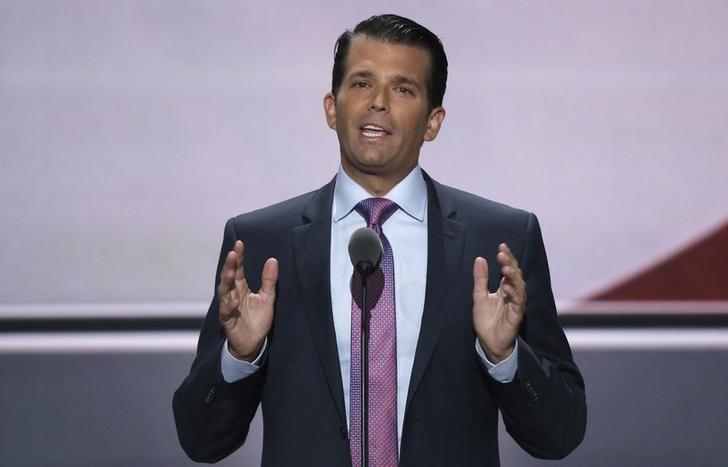 Ông Trump Jr từng gặp luật sư Nga lấy “thông tin bất lợi cho bà Clinton”