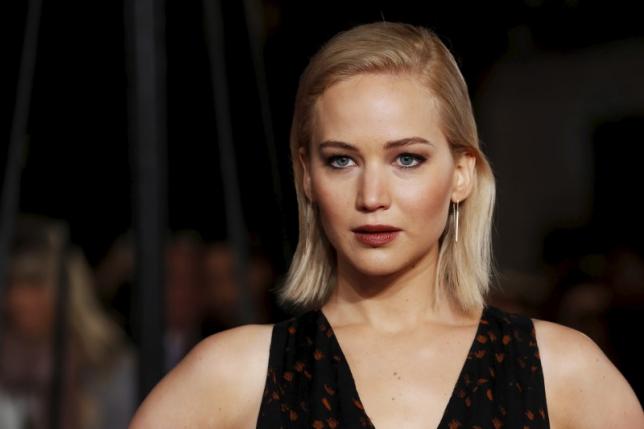 Emma Stone đánh bại Jennifer Lawrence về kiếm tiền - Ảnh 2.
