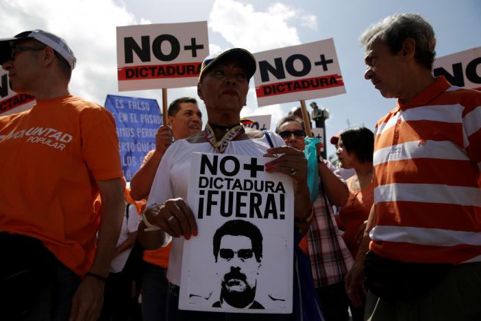 
&Ocirc;ng Maduro bị chỉ tr&iacute;ch l&agrave; nh&agrave; độc t&agrave;i. Ảnh: Reuters
