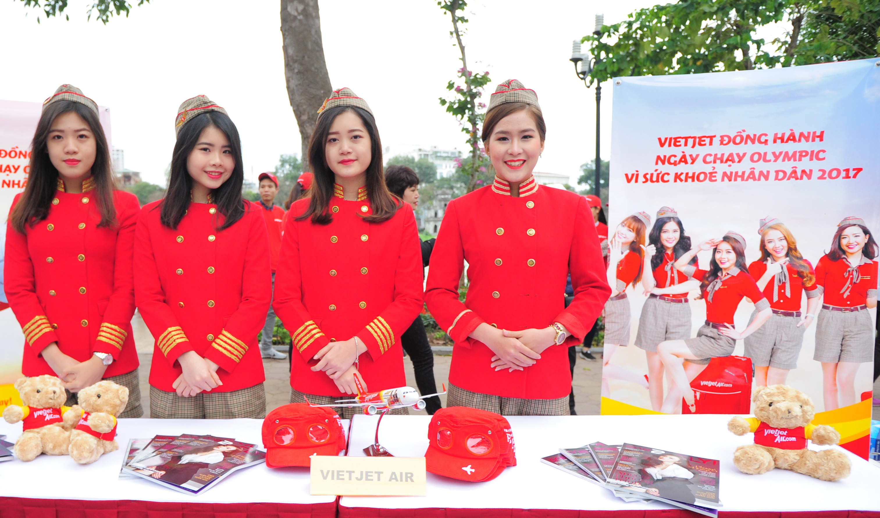 Vietjet đồng hành cùng “Ngày chạy Olympic vì sức khỏe toàn dân năm 2017”