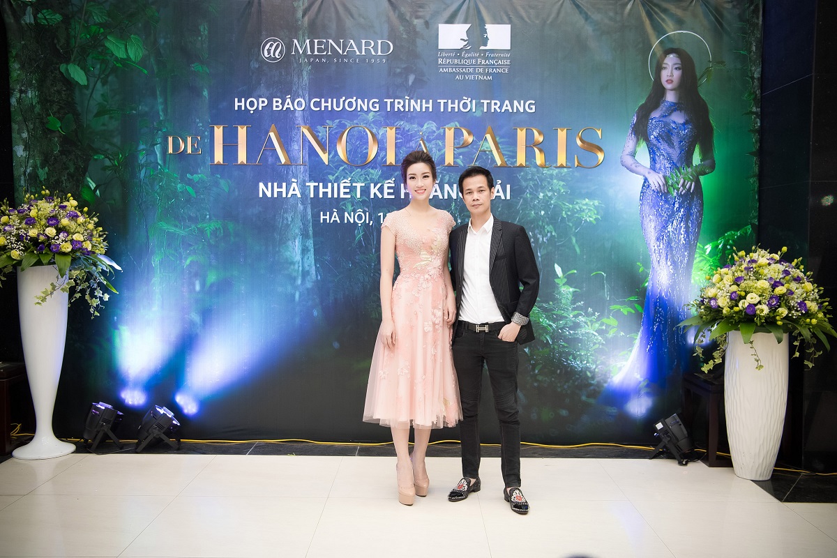 Hoa hậu Đỗ Mỹ Linh sẽ s&aacute;nh vai c&ugrave;ng hoa hậu Ph&aacute;p tr&ecirc;n s&agrave;n catwalk - Ảnh 2.