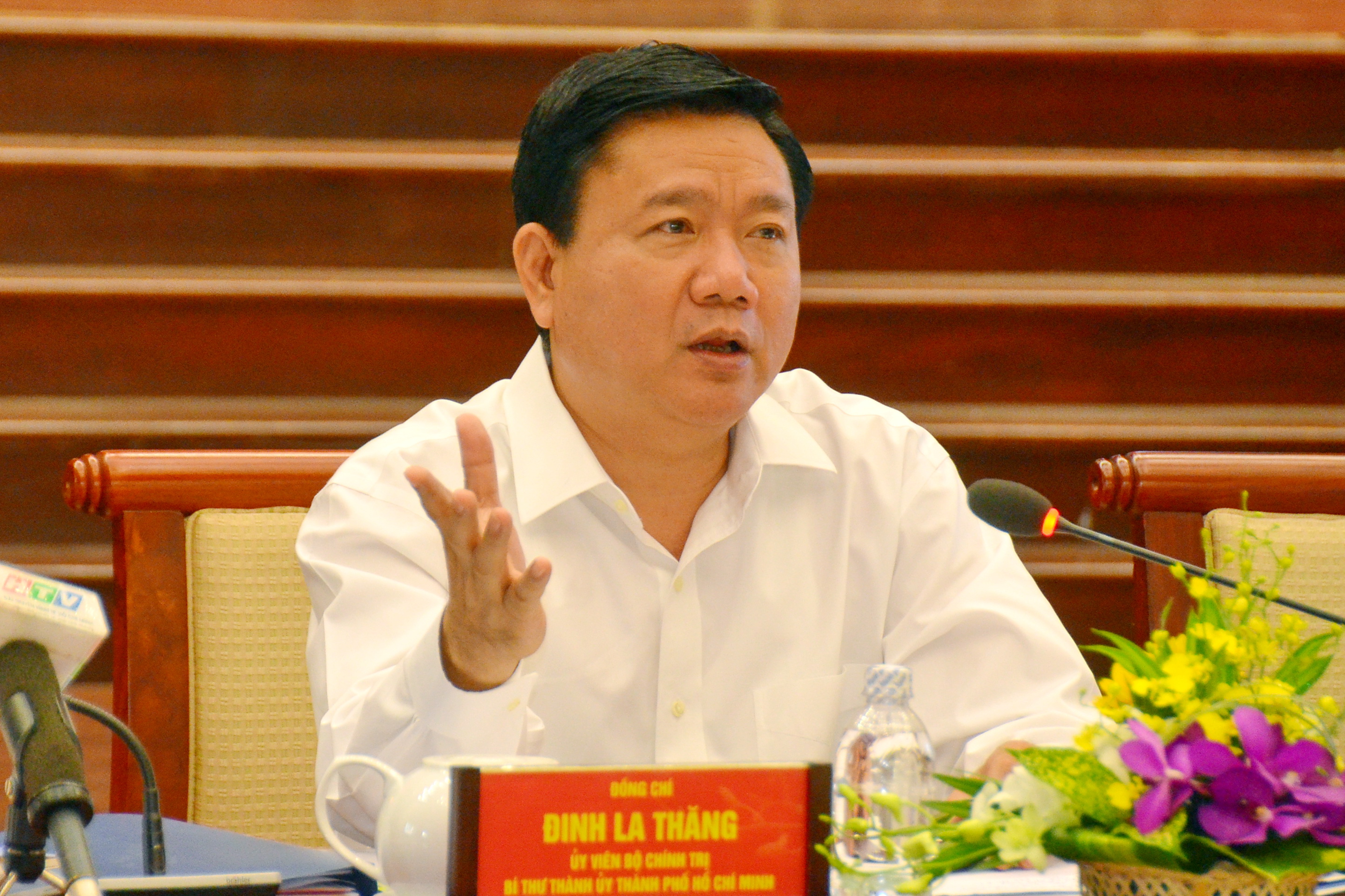 Bí thư Đinh La Thăng: Không làm khó doanh nghiệp