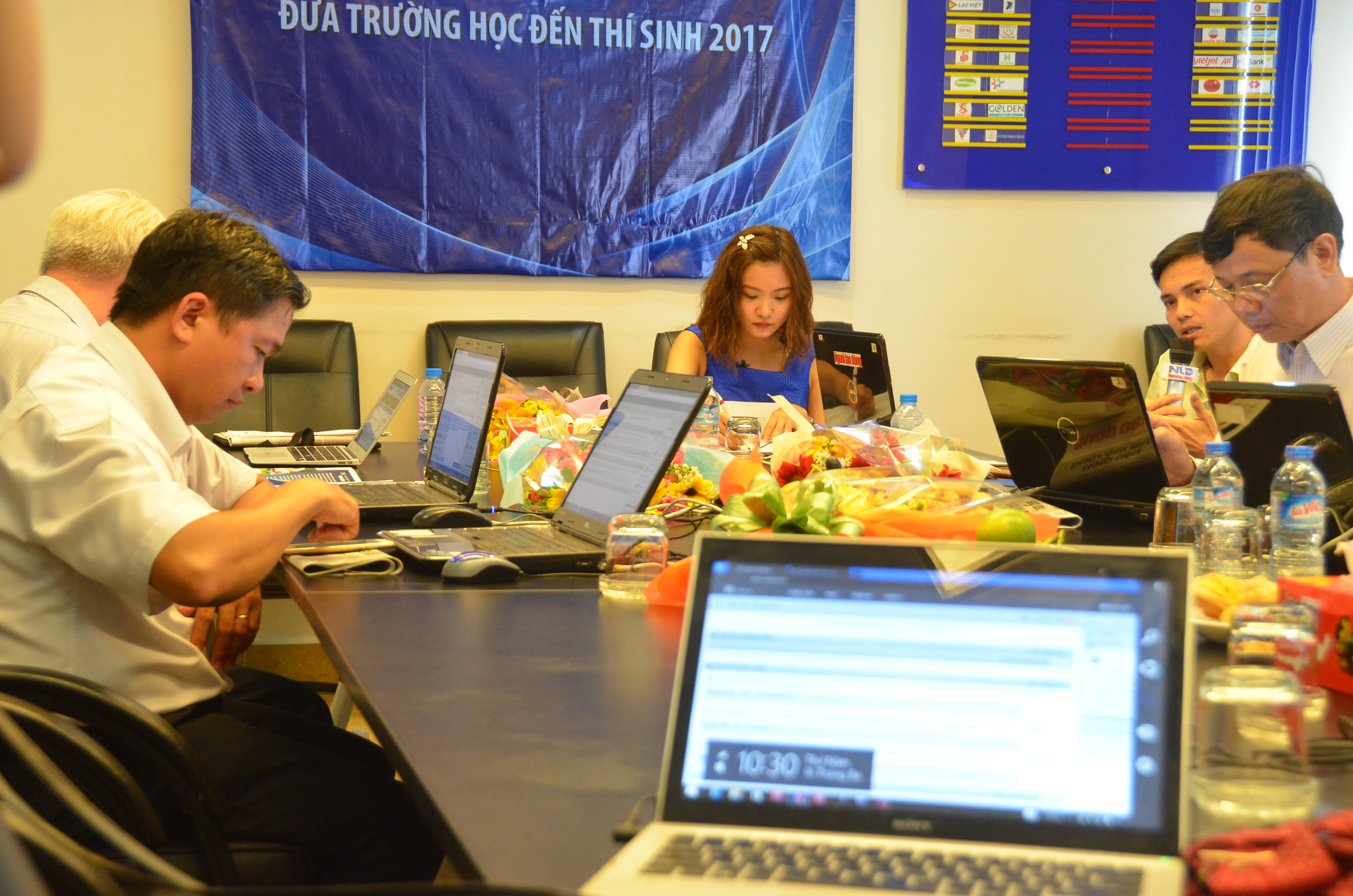 Trực tuyến: Giải đáp thắc mắc về thi, tuyển sinh 2017