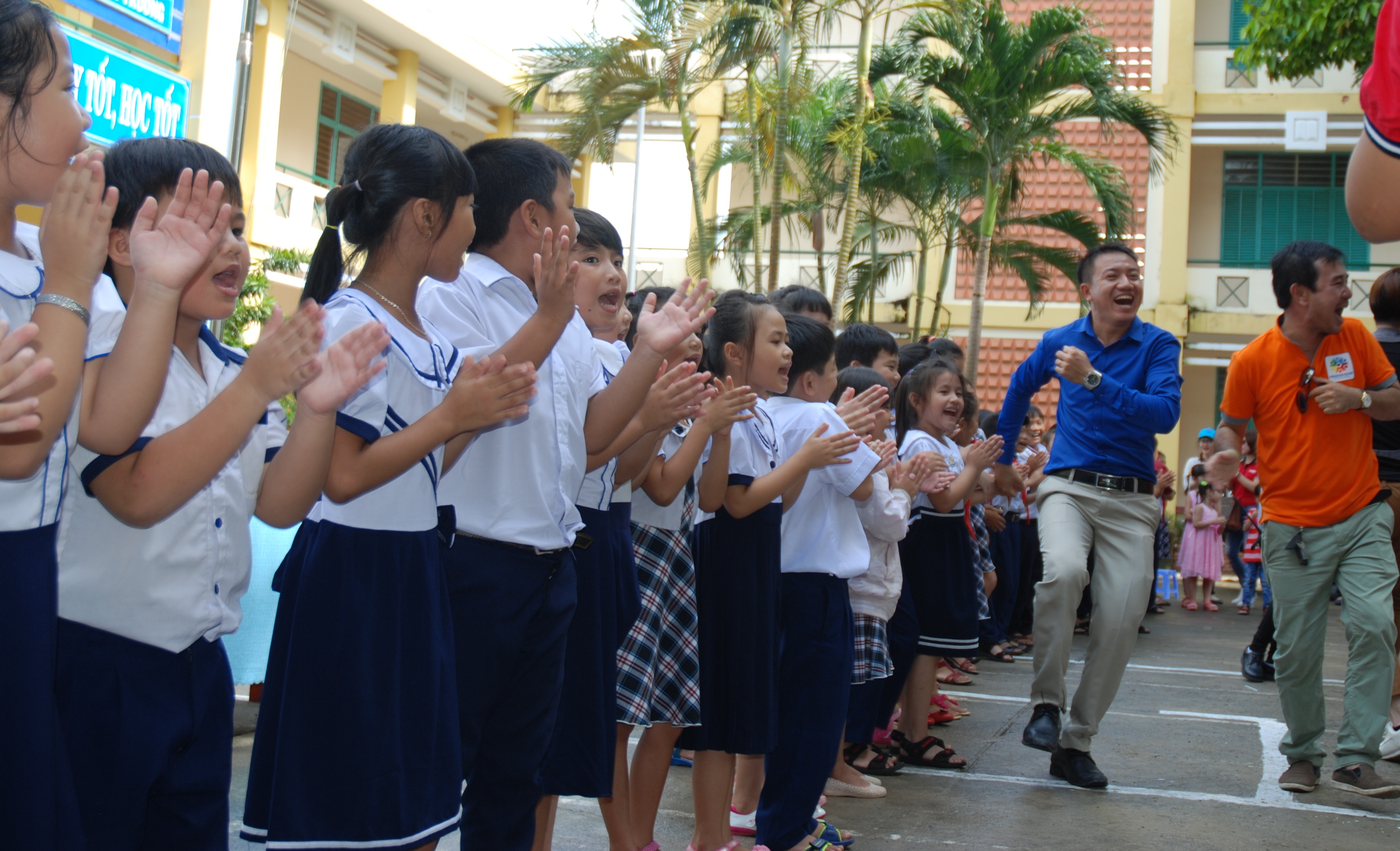 Được học, được chơi còn được quà - Ảnh 4.