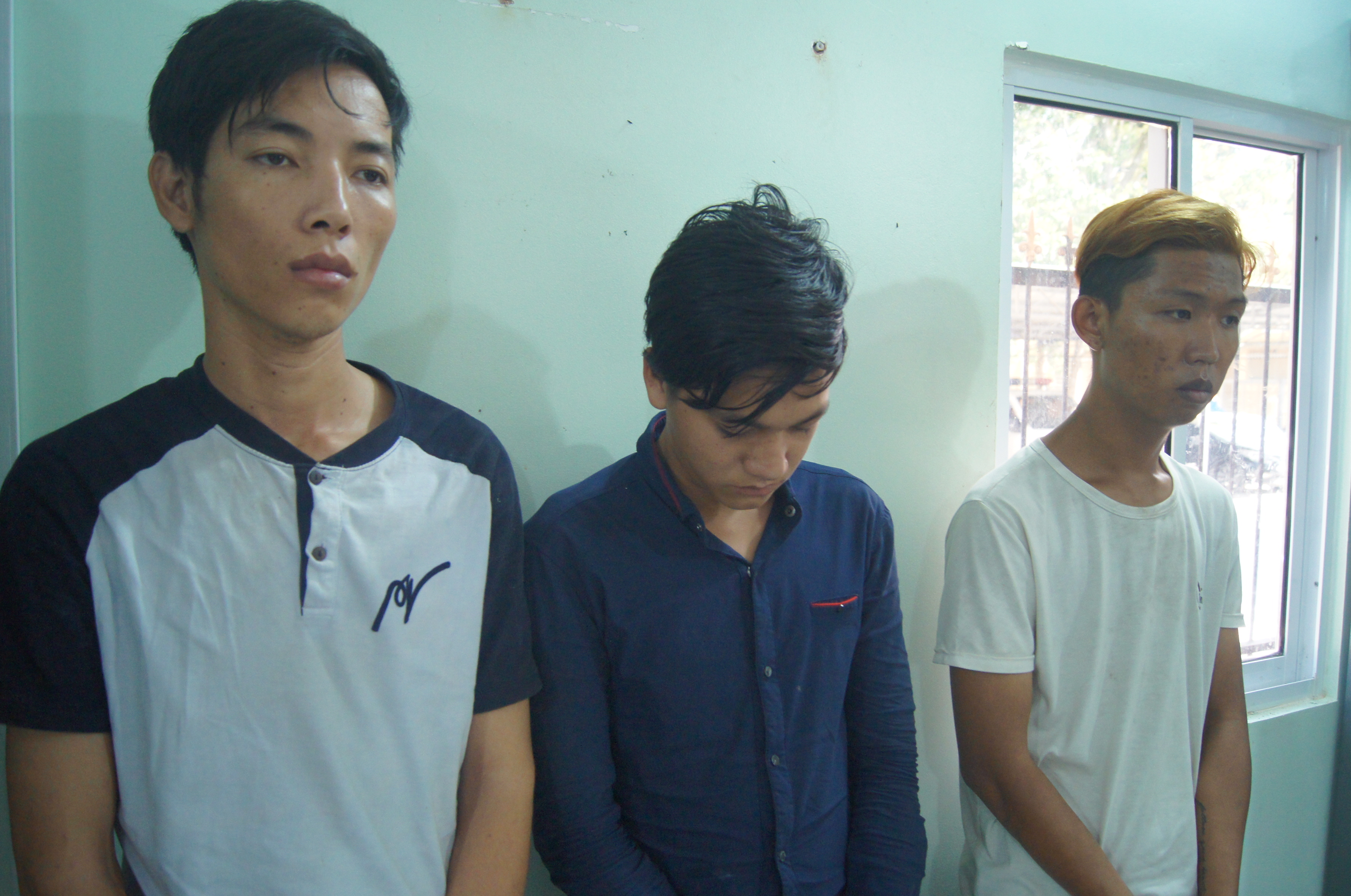 Băng trộm chuyên đột nhập nhà... nghèo!