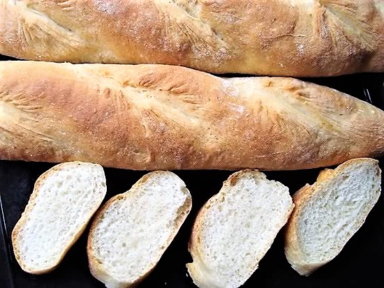 Bữa s&aacute;ng nhanh gọn với b&aacute;nh m&igrave; bơ tỏi - Ảnh 4.
