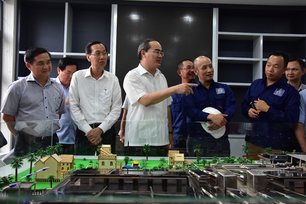 Tạo điều kiện cho người d&acirc;n tham quan khu xử l&yacute; nước thải  - Ảnh 1.