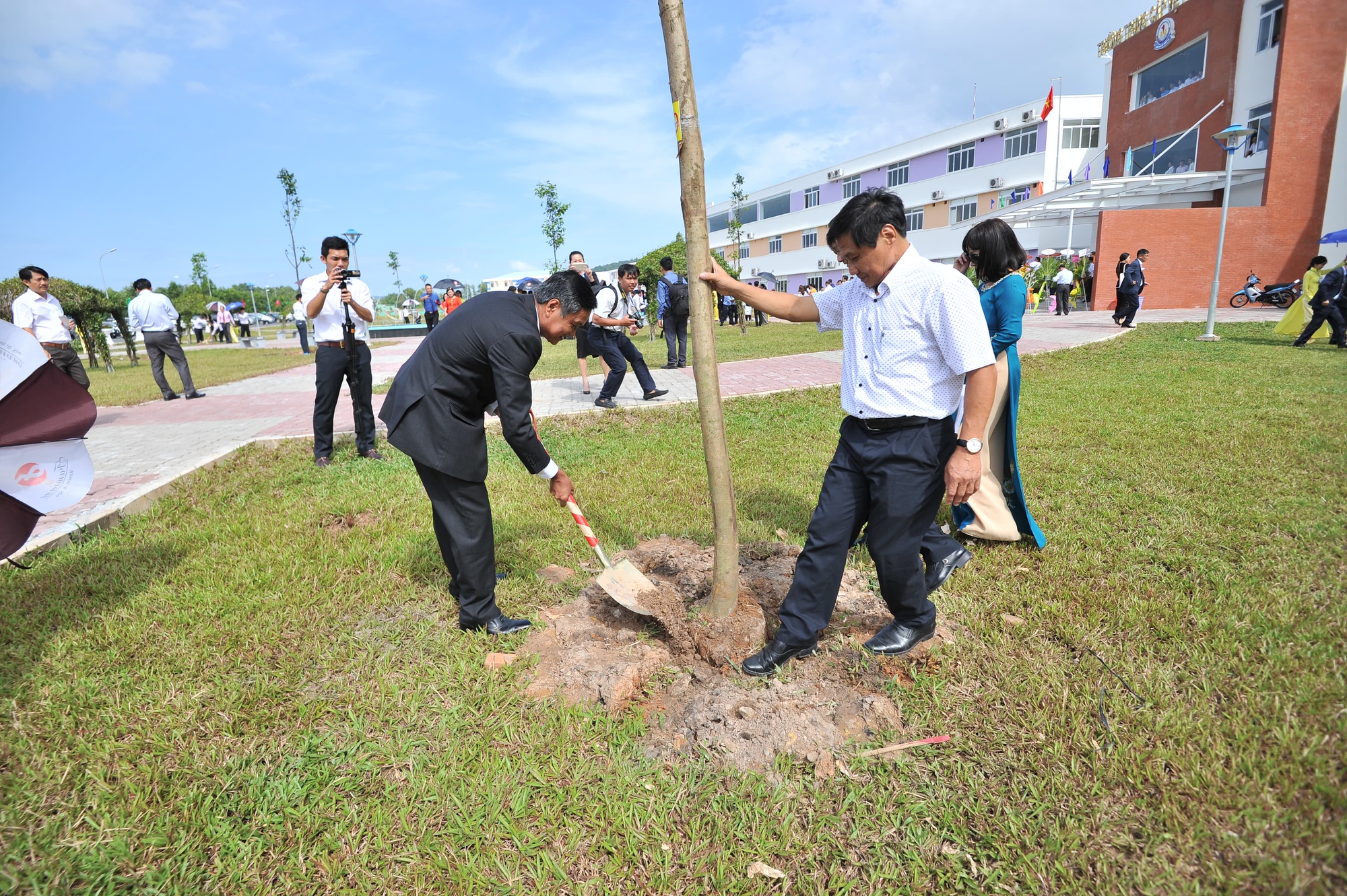 Phú Quốc có trường trung cấp nghề đầu tiên - Ảnh 2.