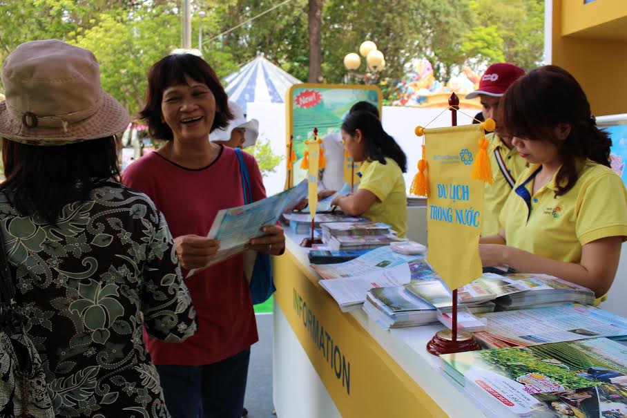Tour giảm giá “khủng”, khách mua ngay không cần hỏi