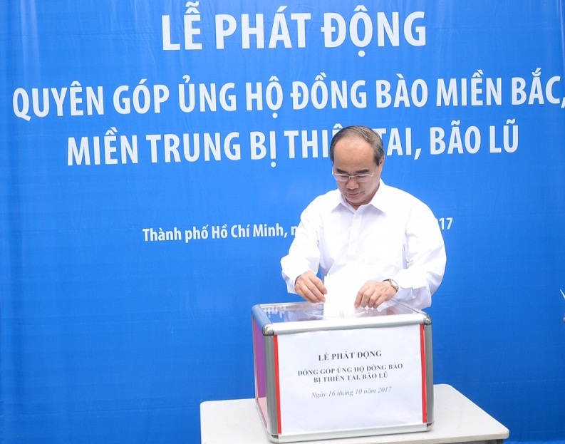 TP HCM quyên góp ủng hộ đồng bào bão lũ