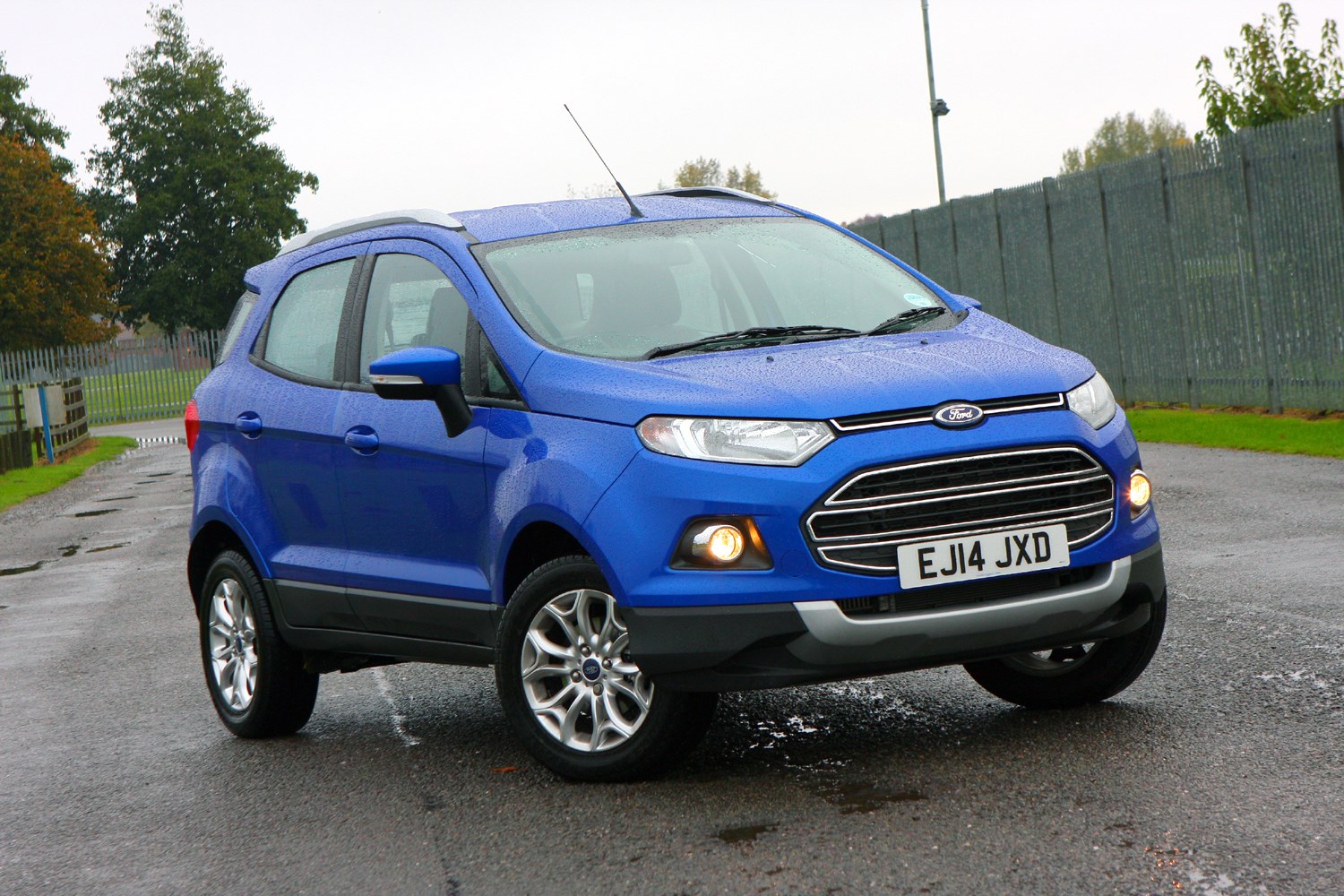 So sánh Chevrolet Trax với Ford EcoSport - Ảnh 2.