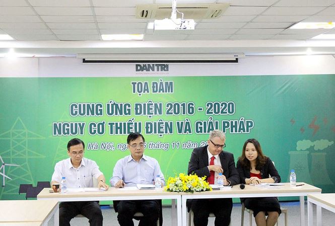 Chuy&ecirc;n gia WB: Việt Nam cần tiết kiệm điện hơn nữa - Ảnh 1.
