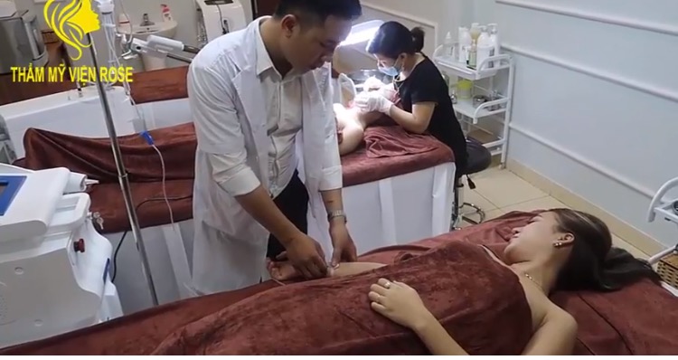 Kiểm tra đột xuất, phát hiện thẩm mỹ viện tiêm giảm béo