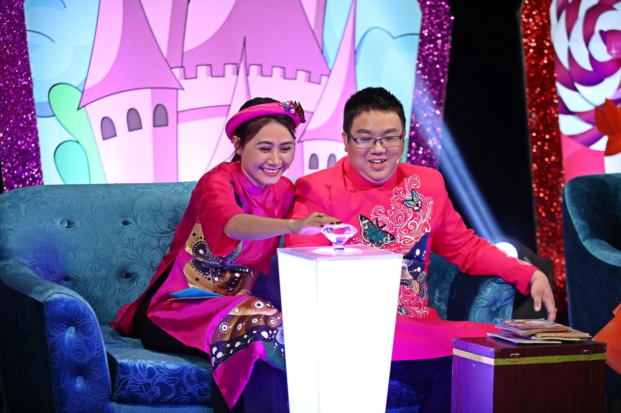 Gia Bảo, Thanh Hiền đem con gái chiêu mộ thí sinh nhí