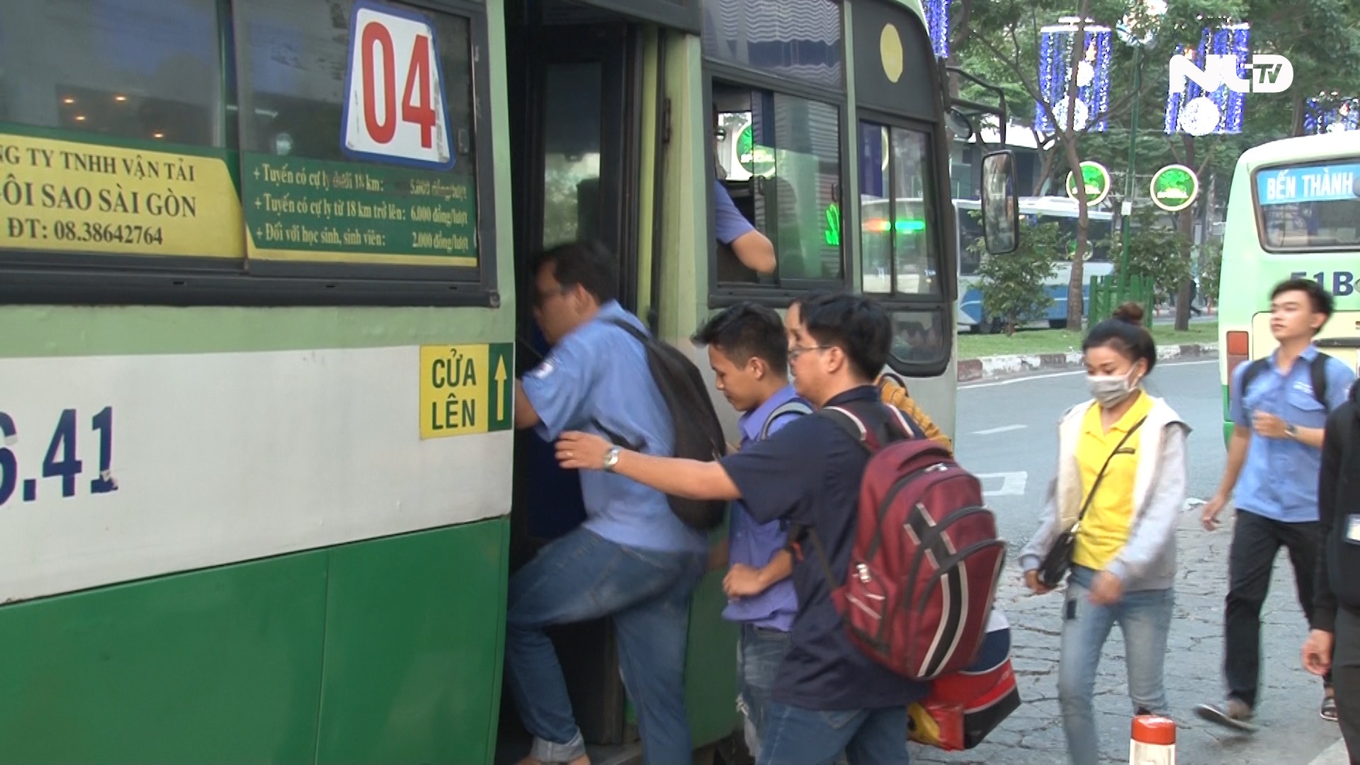 Năm 2020: TP HCM cần có 200-300 tuyến xe buýt trợ giá