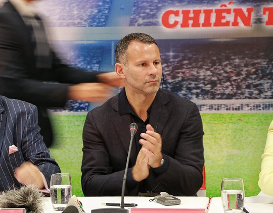 Ryan Giggs: Mục tiêu hướng Việt Nam tham dự World Cup