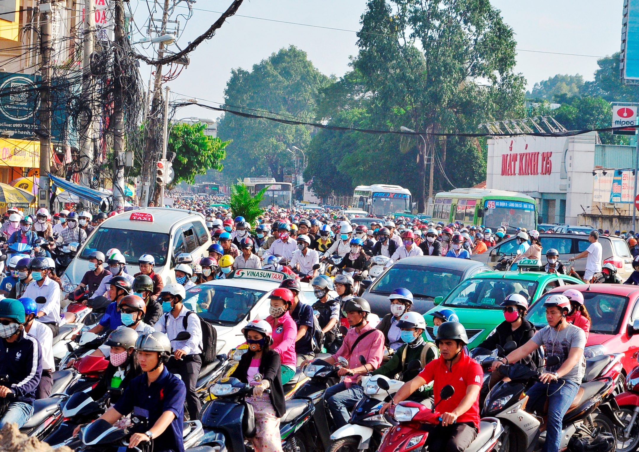 C&ocirc;ng nghệ hiện đại sẽ giảm tai nạn giao th&ocirc;ng tại TP HCM - Ảnh 1.