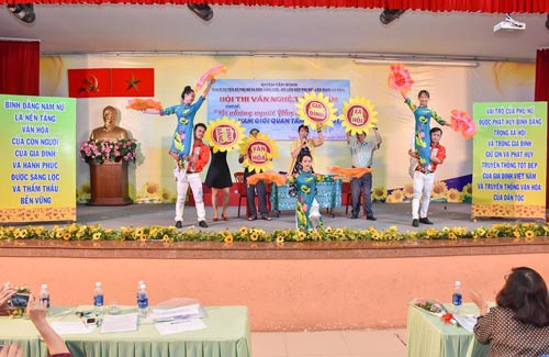 "Vì những người phụ nữ quanh ta"