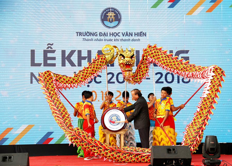 Rộn ràng mừng ngày Nhà giáo