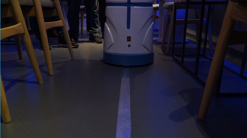 Quán cà phê đầu tiên có robot phục vụ tại Việt Nam - Ảnh 5.