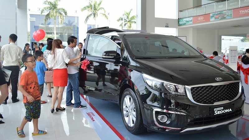 Kinh nghiệm mua &ocirc; t&ocirc; gi&aacute; tốt dịp cuối năm - Ảnh 1.