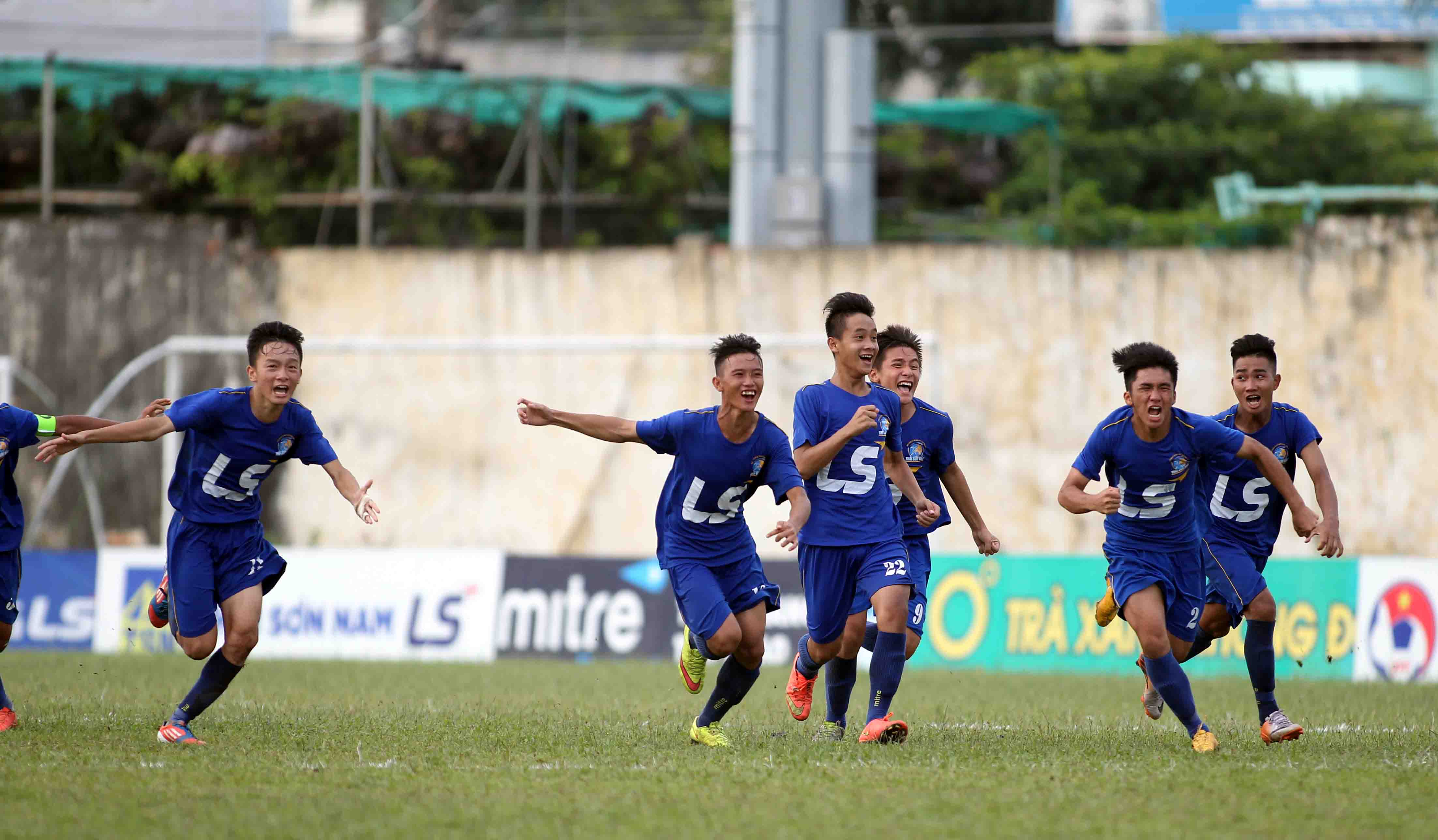 U15 SLNA quyết phá "thế chân vạc" HAGL - PVF - Viettel