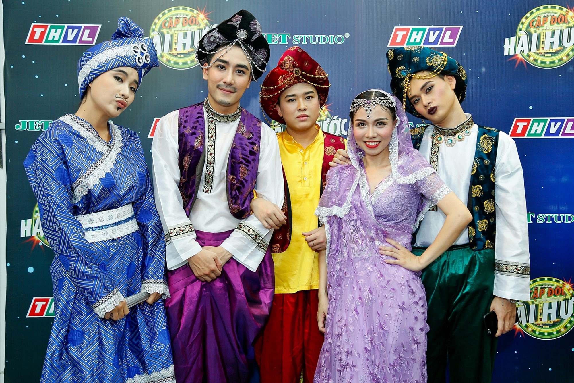 Huy Nam – Hải Yến và các bạn diễn khách mời