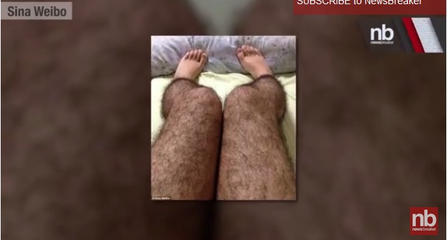 
Loại vớ ngụy trang cho đ&ocirc;i ch&acirc;n c&aacute;c c&ocirc; g&aacute;i trở n&ecirc;n... l&ocirc;ng l&aacute; để đuổi y&ecirc;u r&acirc;u xanh. Nguồn: Sina weibo
