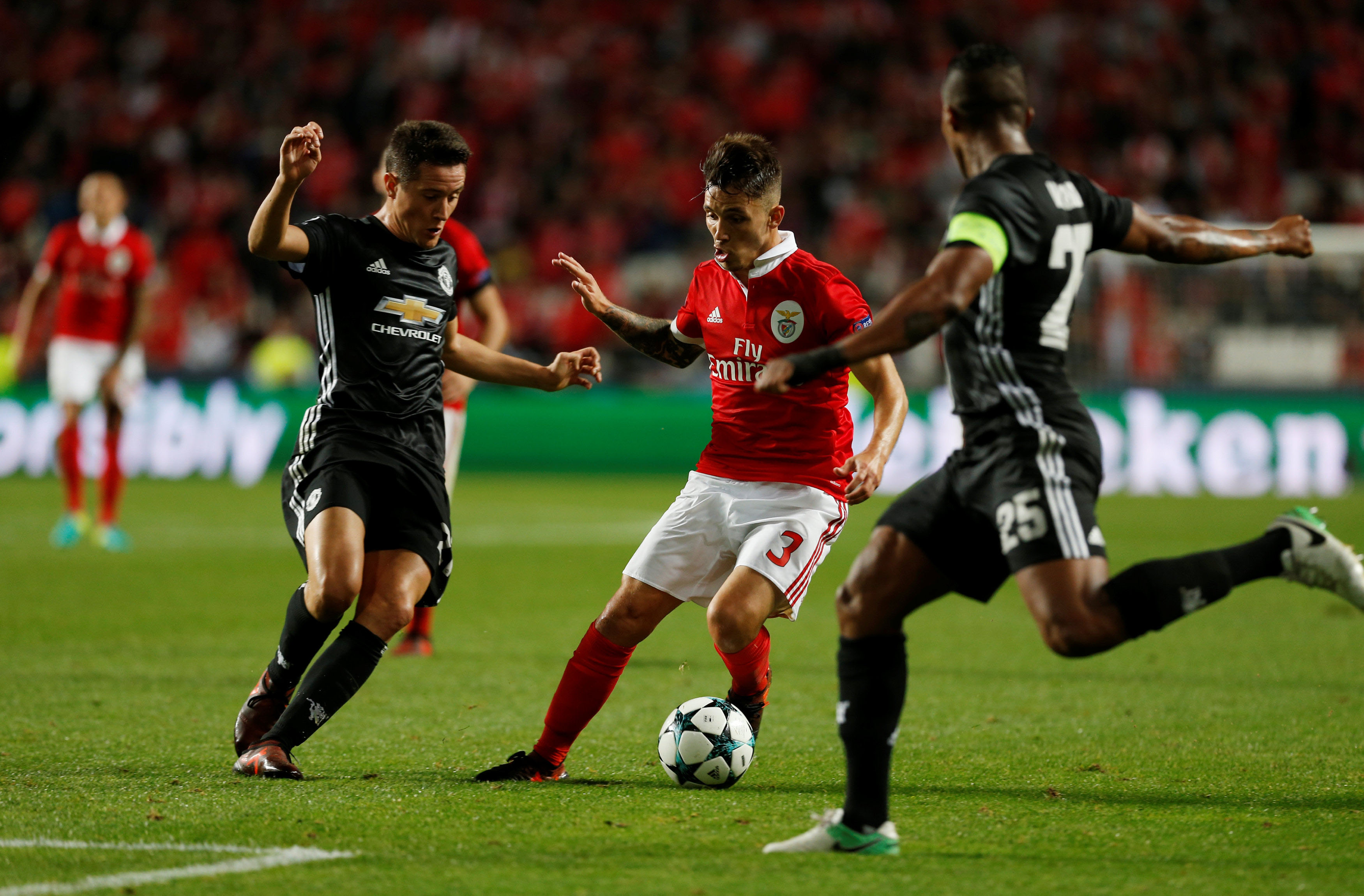 Mourinho: Giỏi phòng ngự đâu phải là phạm tội!