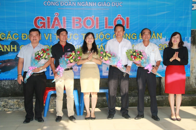 Cuộc thi nhận được sự tài trợ nhiều đơn vị