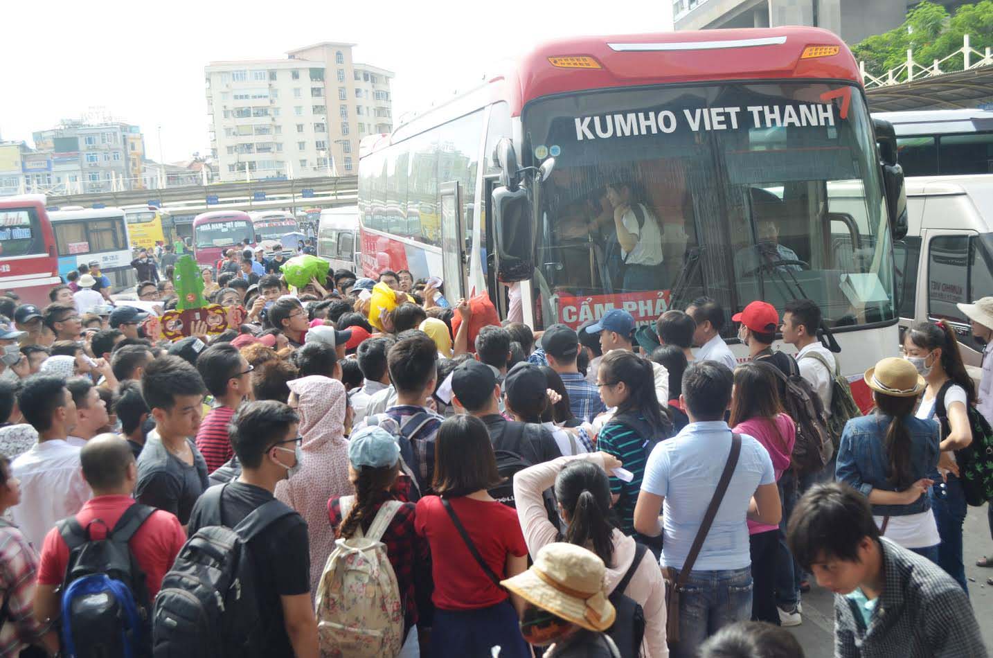 Hà Nội sẽ điều xe mỗi tỉnh về một bến