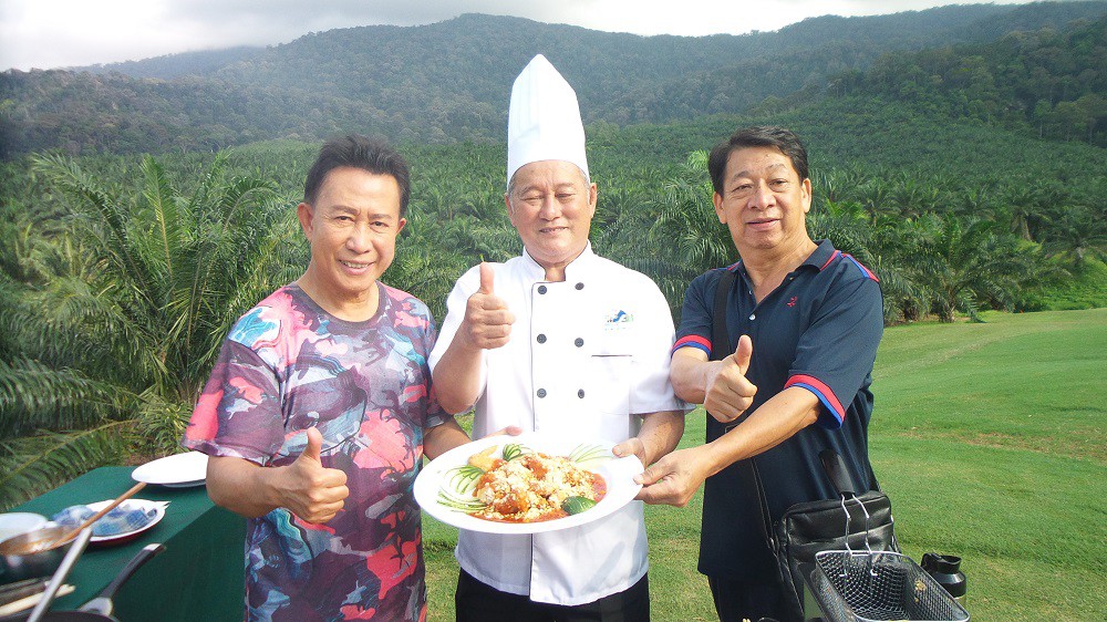 "Yan can cook" hồ hởi trở lại Việt Nam