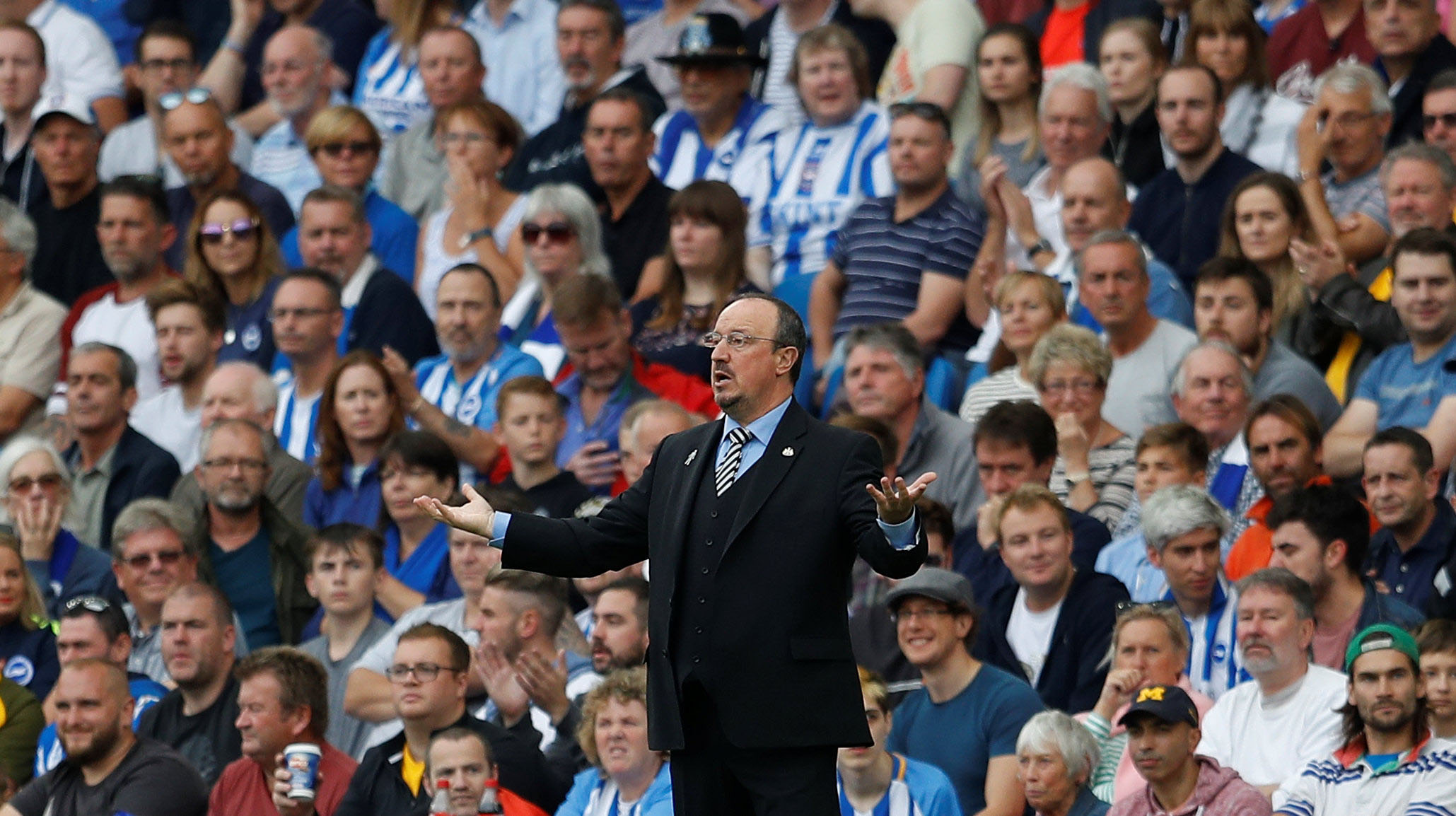 Benitez lập mưu ph&aacute; Liverpool - Ảnh 1.