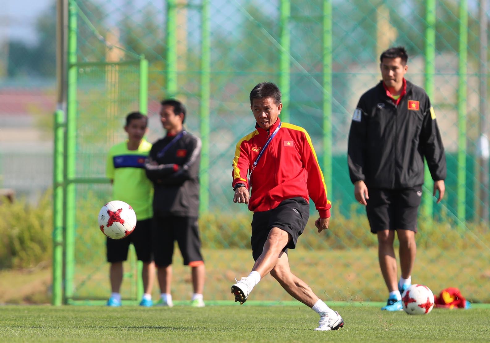HLV Hoàng Anh Tuấn không lên tuyển U23