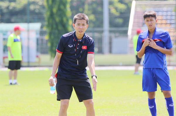 Có chuyên gia Đức, HLV Hoàng Anh Tuấn hứa vô địch U18