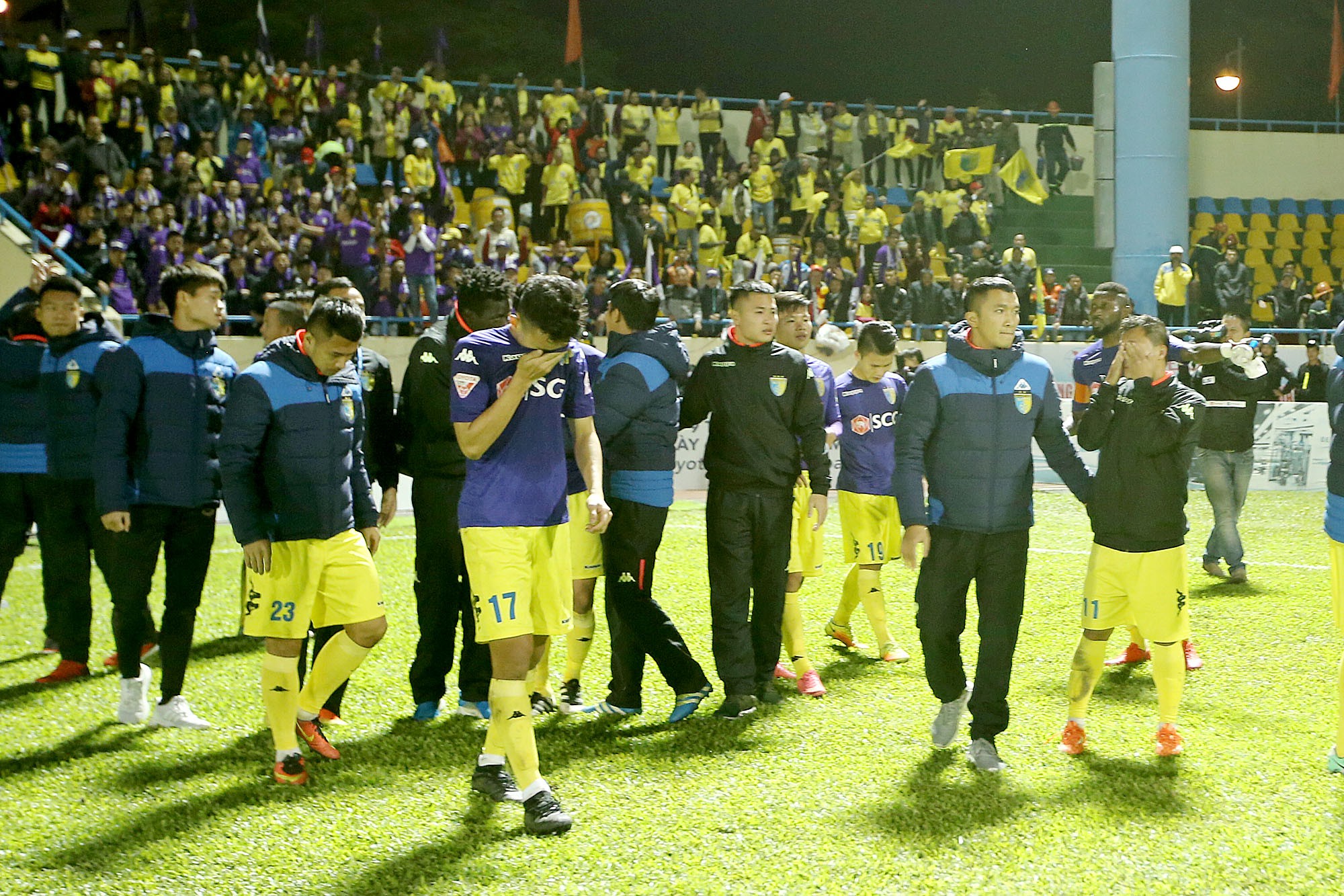 Quảng Nam mở hội trong ng&agrave;y l&ecirc;n ng&ocirc;i vương V-League - Ảnh 11.