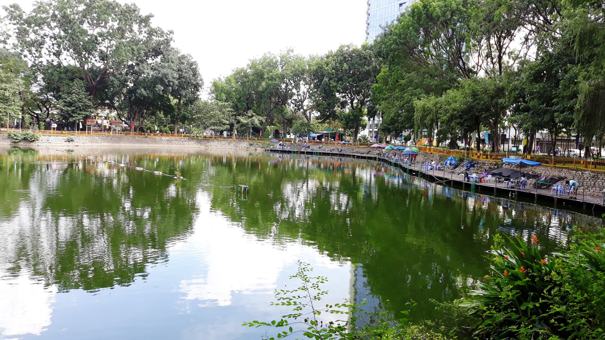 Chống ngập Tân Sơn Nhất bằng hồ cảnh quan