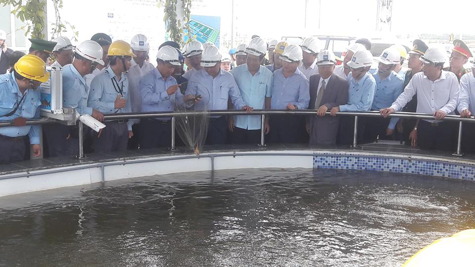 Thủ tướng Nguyễn Xu&acirc;n Ph&uacute; thị s&aacute;t tại Formosa - Ảnh 2.