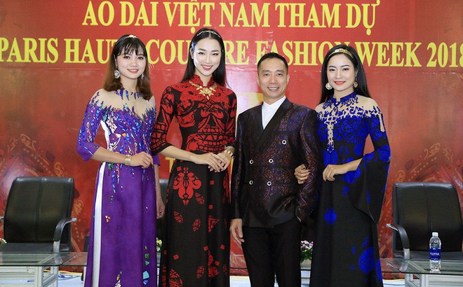 &Aacute;o d&agrave;i Việt mở m&agrave;n Paris Fashion Week - Haute Couture 2018 - Ảnh 3.