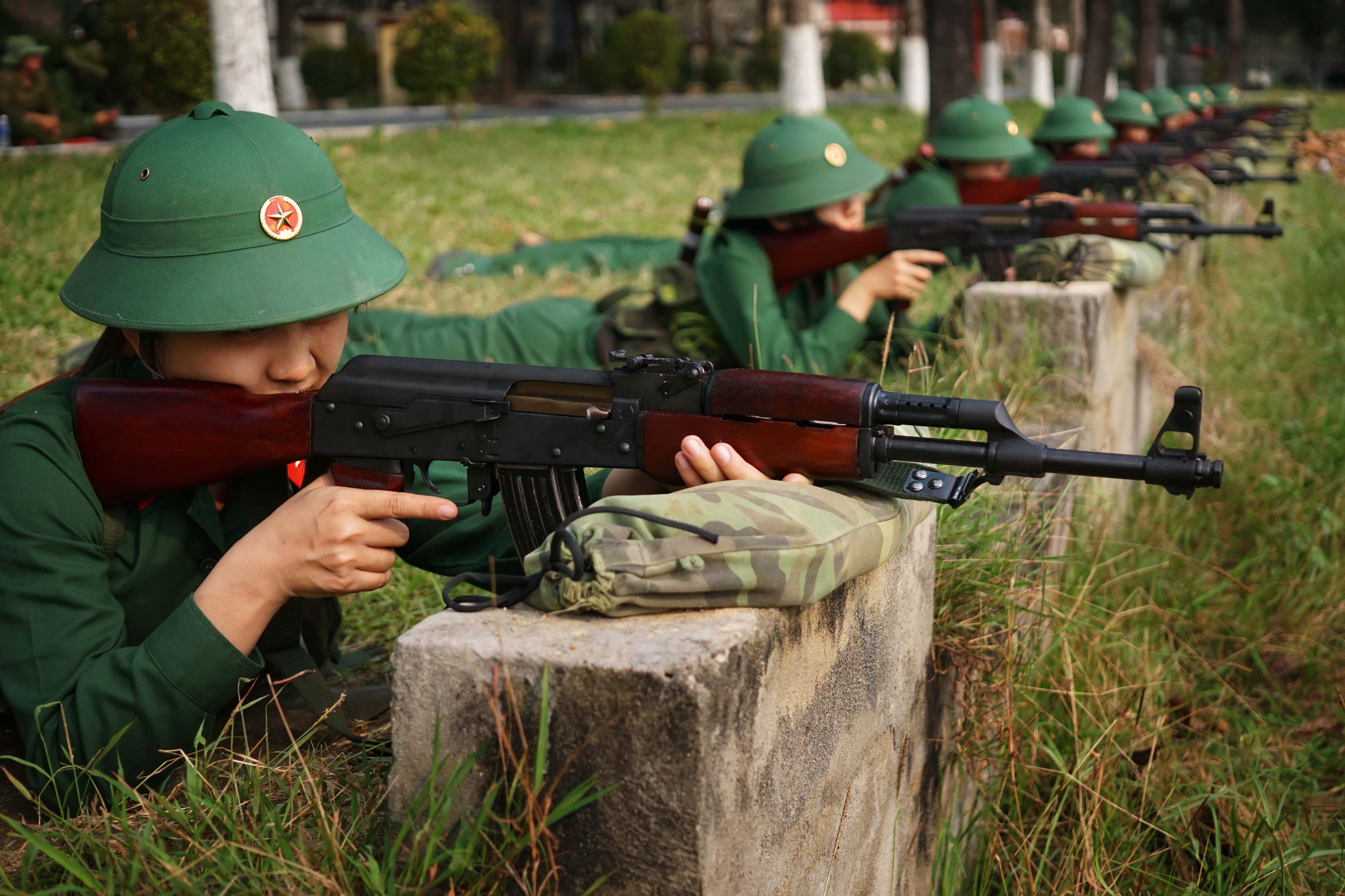 Những bóng hồng nơi thao trường - Ảnh 2.