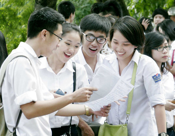 Vào mùa thi, học sinh nên ăn uống gì?