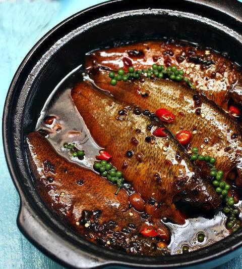 Vấn vương mùi cá kho chiều ấy...
