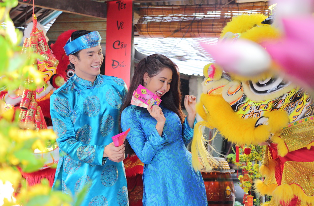 C&ocirc; Thắm Tường Vi v&agrave; ch&agrave;ng Cần Ph&uacute;c Vinh