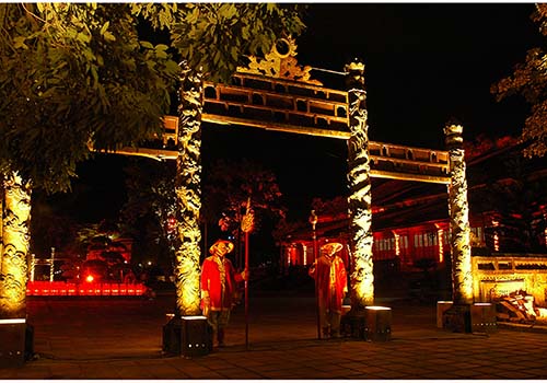 Hoàng thành Huế mở cửa về đêm cho khách tham quan
