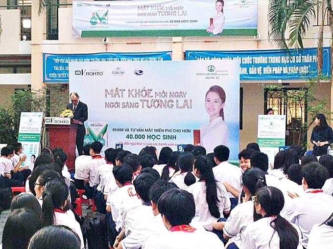 Chương trình Chăm sóc mắt học đường 2017