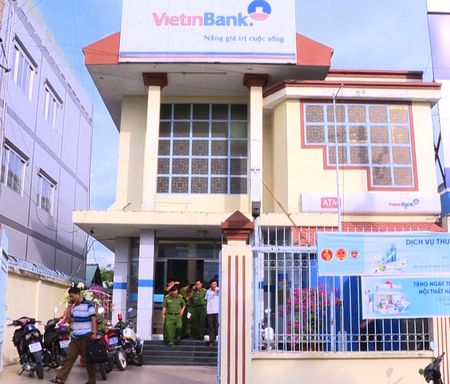 Vì sao nghi phạm cướp ngân hàng ở Vĩnh Long tự sát?