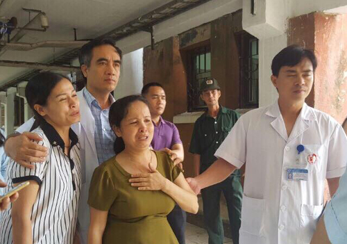 Phẫu thuật thay chỏm xương đùi xong, cụ bà tử vong