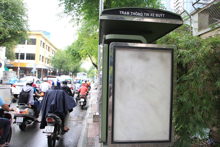 To&agrave;n cảnh hoang phế của trạm th&ocirc;ng tin xe bu&yacute;t, du lịch - Ảnh 7.