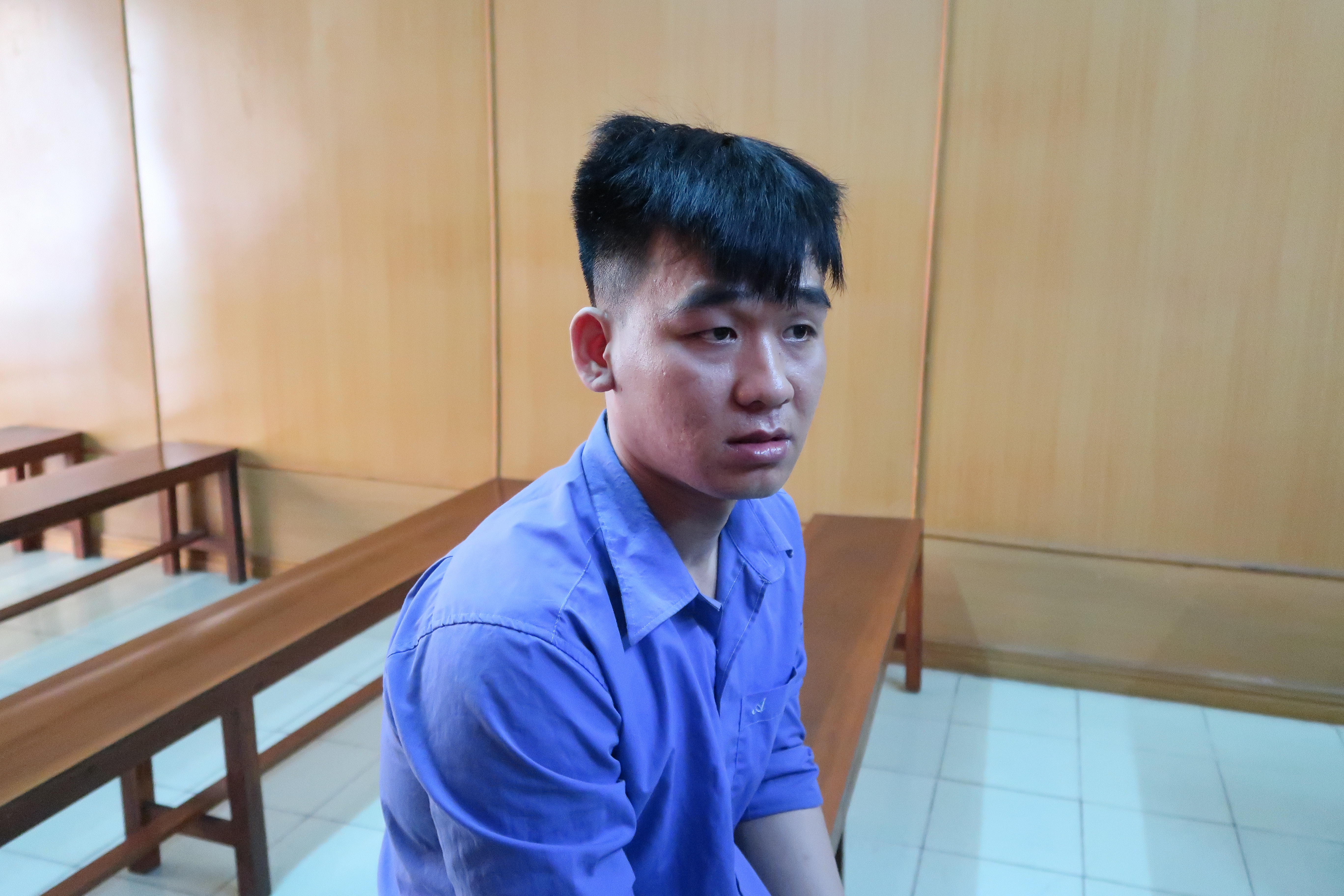Bất ngờ hủy &aacute;n vụ c&ocirc;ng an bị tố tr&aacute;o kim cương - Ảnh 1.
