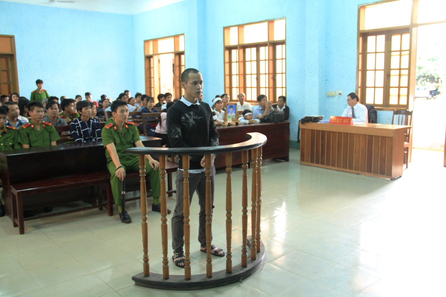 Bực tức người em, đoạt mạng người anh